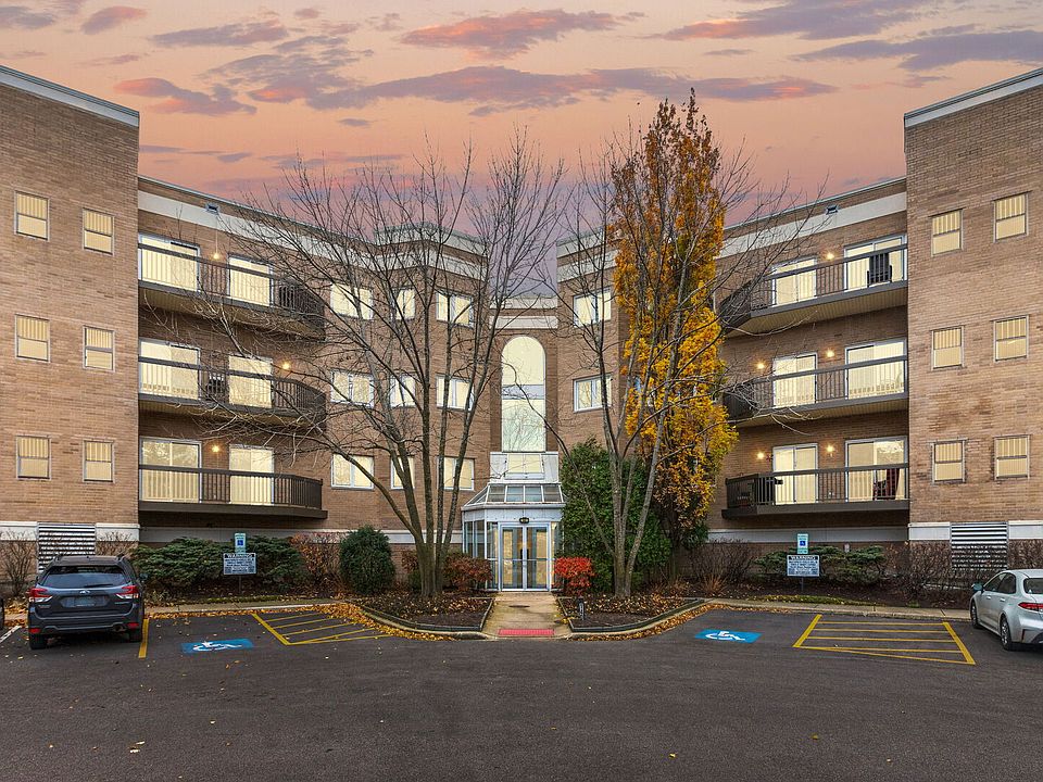 1st image of 140 Manchester Dr APT 408