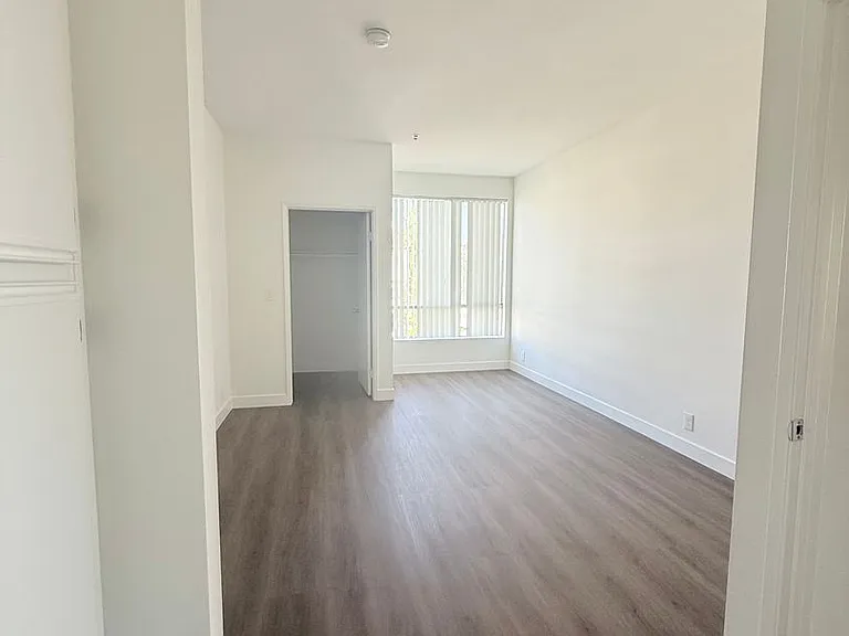 Perfectly situated 2 bedroom and 2 bathroom ! — Photo 36