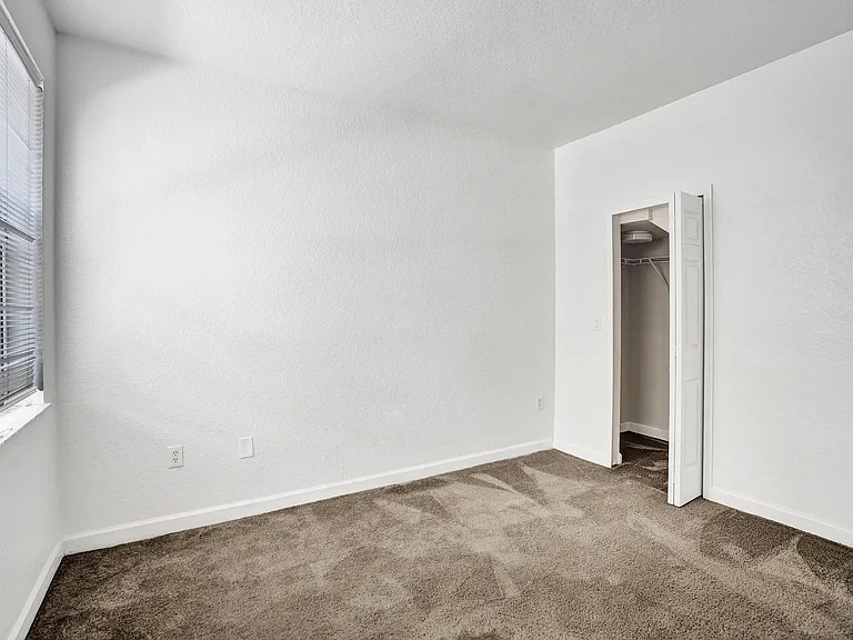 3911 Shoma Dr — Photo 25