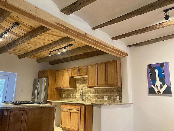 5th image of 502 Camino De La Placita