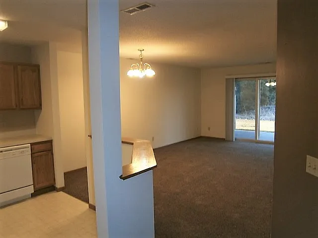 1232 Spruce Ct #D — Photo 5