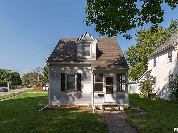 3rd image of 138 S Hazelwood Ave