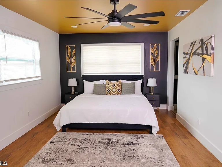 4842 Triton Ct W — Photo 2