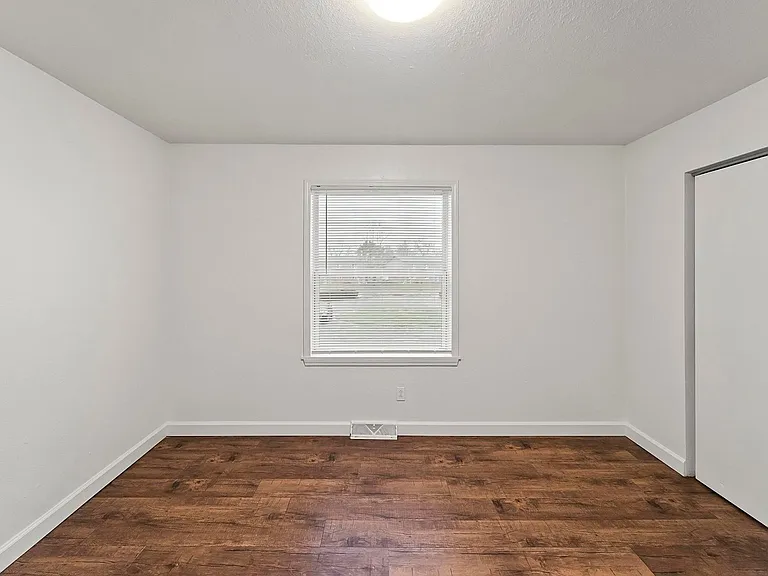 Metro Apartments At Bethalto — Photo 94