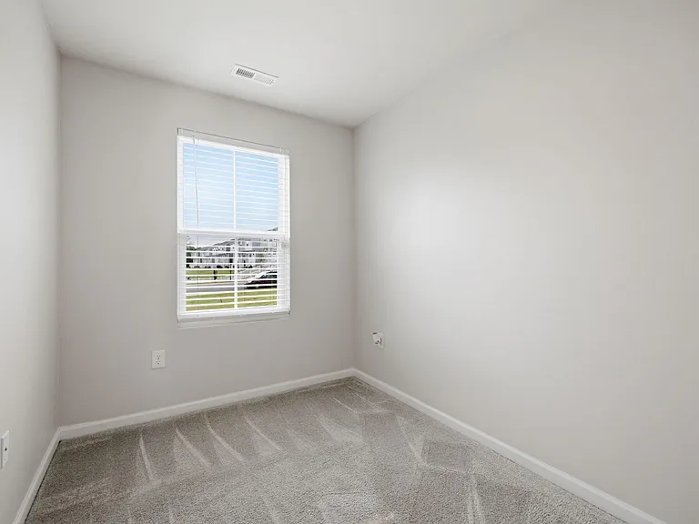 1432 Burgundy Bluff Ln — Photo 17