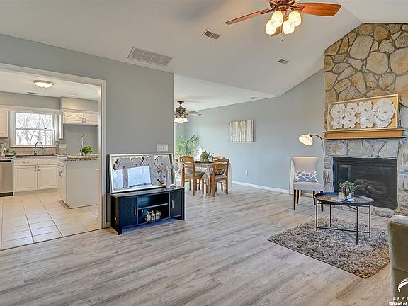 4th image of 2111 Goodell Ct