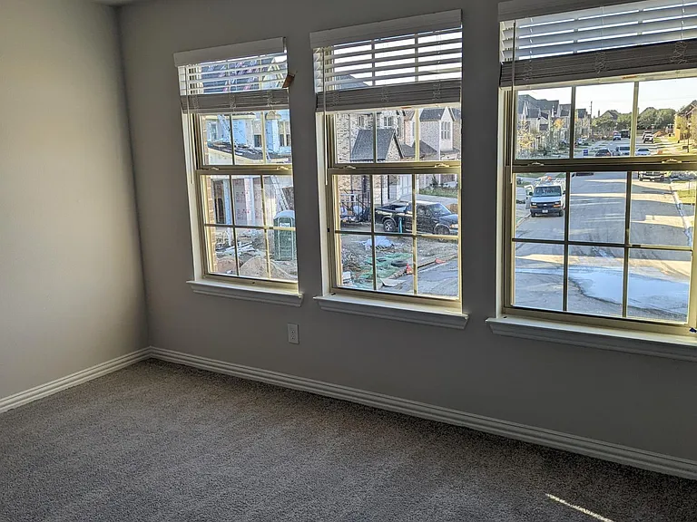 2205 Peters Colony Dr — Photo 8
