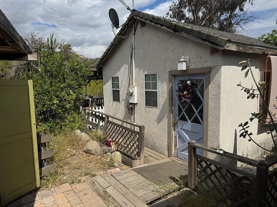 1st image of 4556 Ojai Rd
