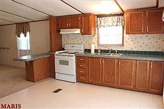 4th image of 113 Crest Dr
