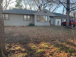 1551 Jarvis Dr, Manhattan, KS 66502