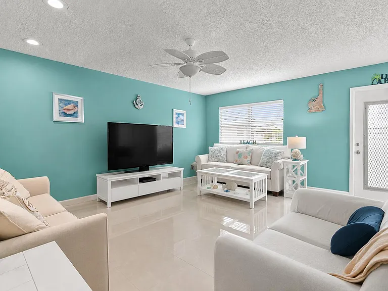 520 Monaco Park #K — Photo 5