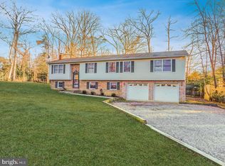 37037 Tanyard Dr, Mechanicsville, MD 20659