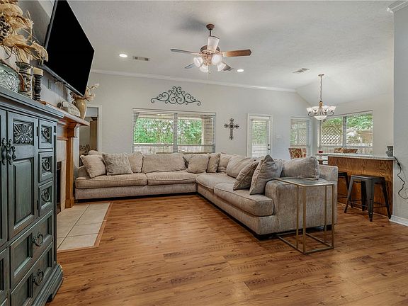 4th image of 2358 Kendal Green Cir