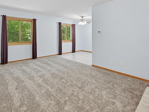 4th image of 3214 Valley Ridge Dr