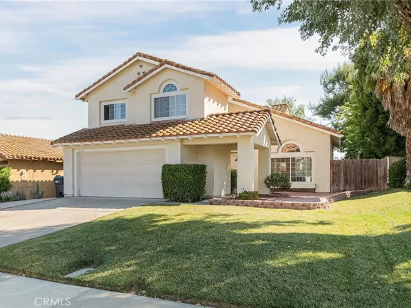 25213 Via Las Lomas, Murrieta, CA 92562