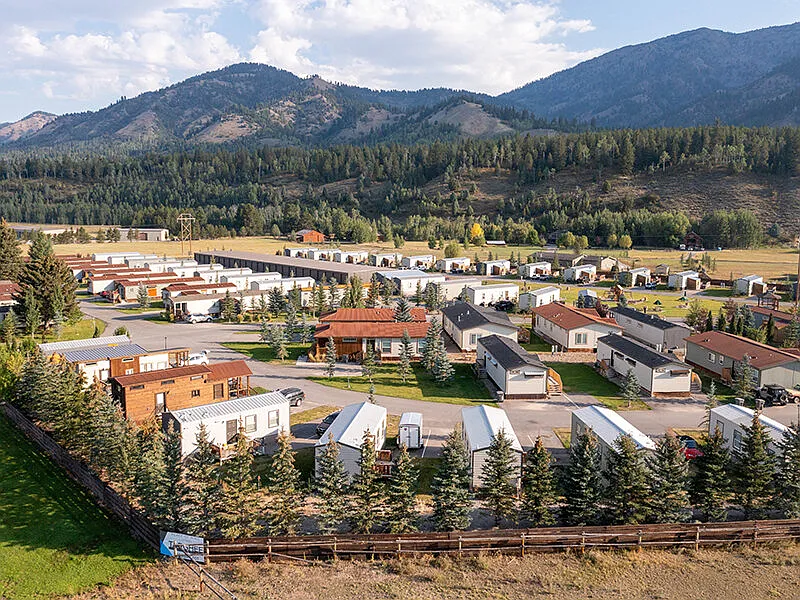Targhee Place — Photo 1