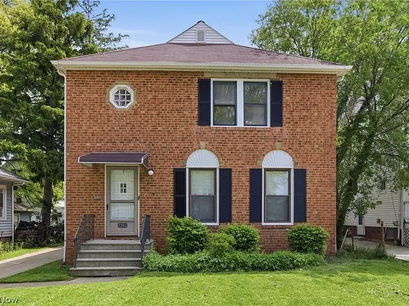2261 Warren Rd, Lakewood, OH