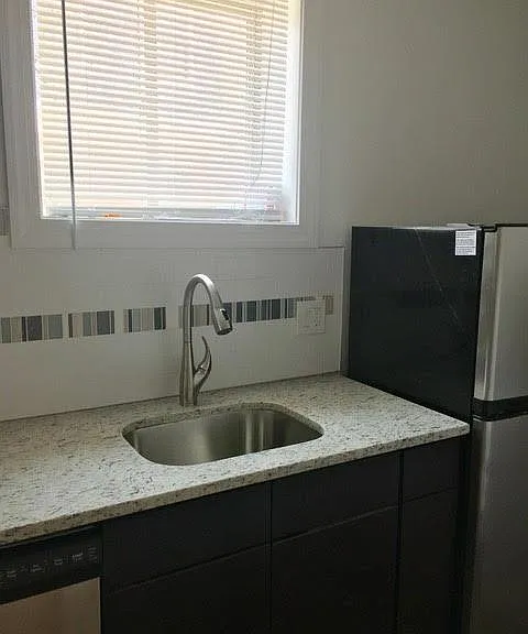 2313 Grays Ferry Ave #2W — Photo 6