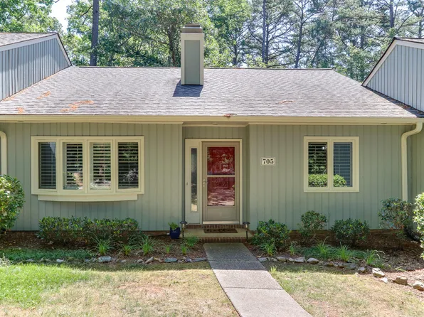 705 Tan Tara Sq, Raleigh, NC 27615