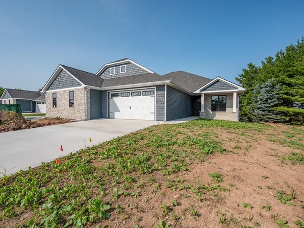 2724 Castaway Ct, Green Bay, WI 54311