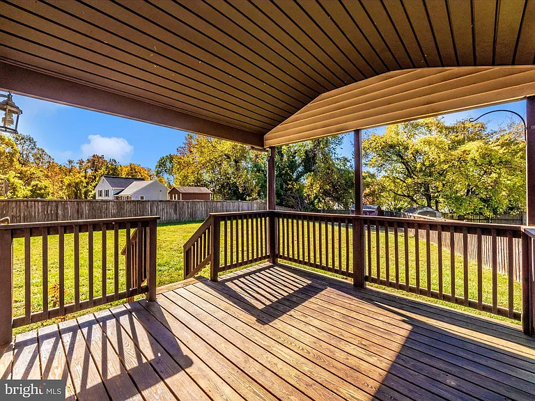 408 Willow Hill Ct — Photo 34