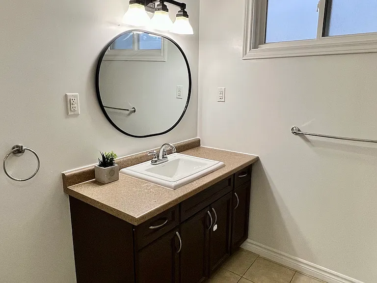 790 Stone Church Rd E #1 — Photo 22