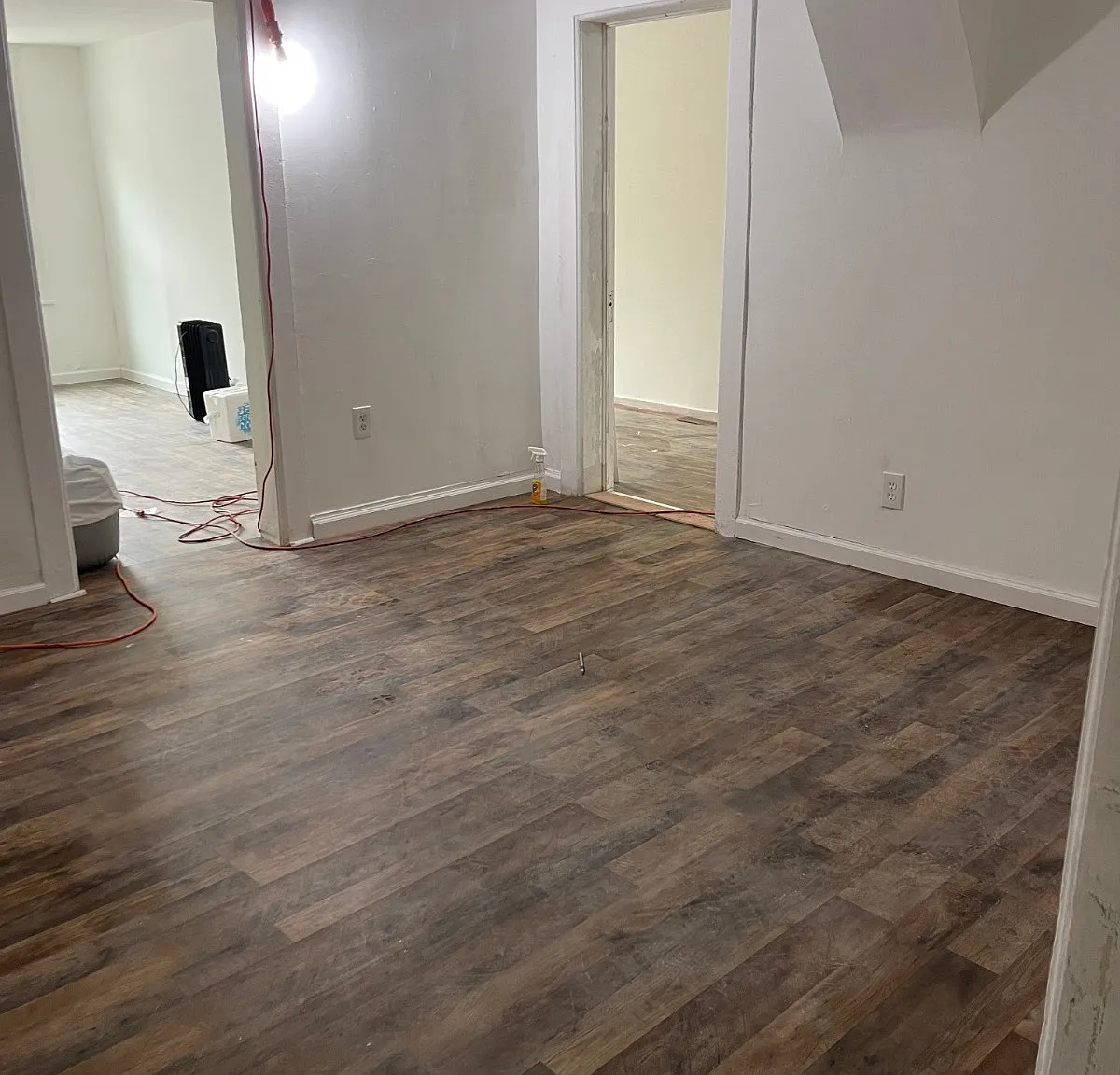 3 bed, 1.0 bath, 900 sqft, $1,650 — Photo 3