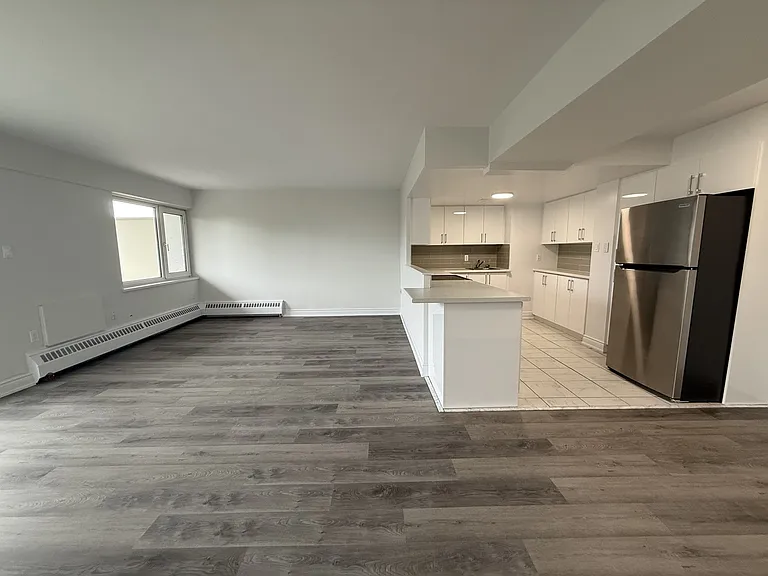 807 Frederick St — Photo 16
