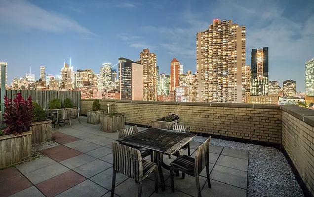 Rented by Keller Williams NYC | media 12