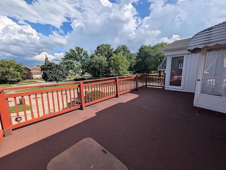 6234 N Canterbury Rd #UPSTAIRS — Photo 35