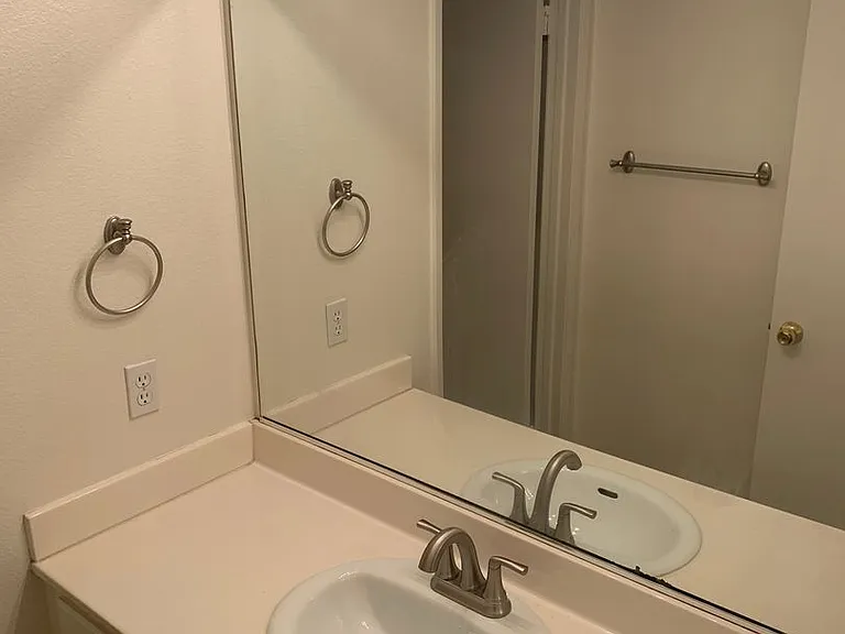 102 Goldenrod Ave — Photo 20