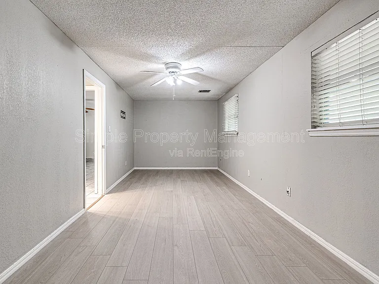 3305 Neighbors Ln — Photo 21