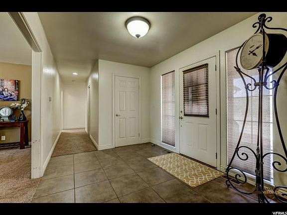 3rd image of 525 N Dammeron Valley Dr