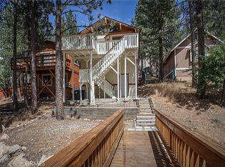 110 Pine View Dr, Big Bear City, CA 92314