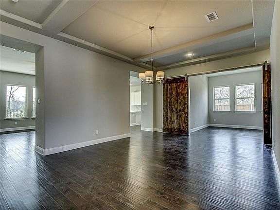 4th image of 7308 River Park Dr