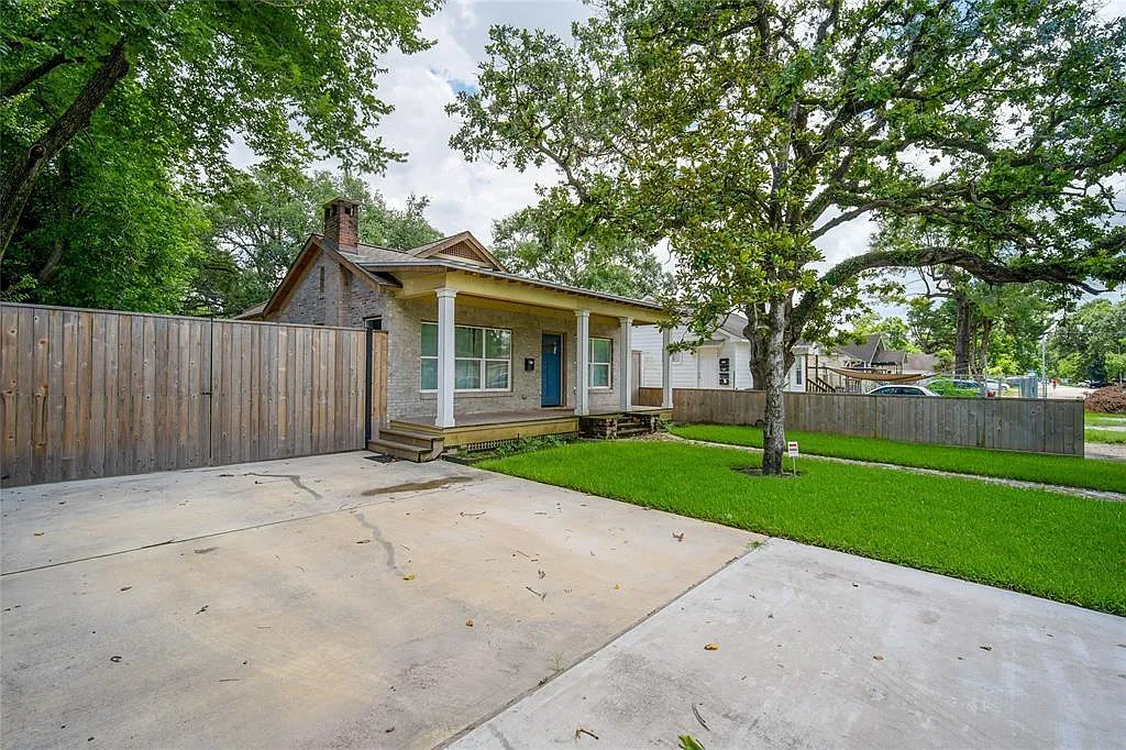 1 bed, 1.0 bath, 980 sqft, $2,850 — Photo 2