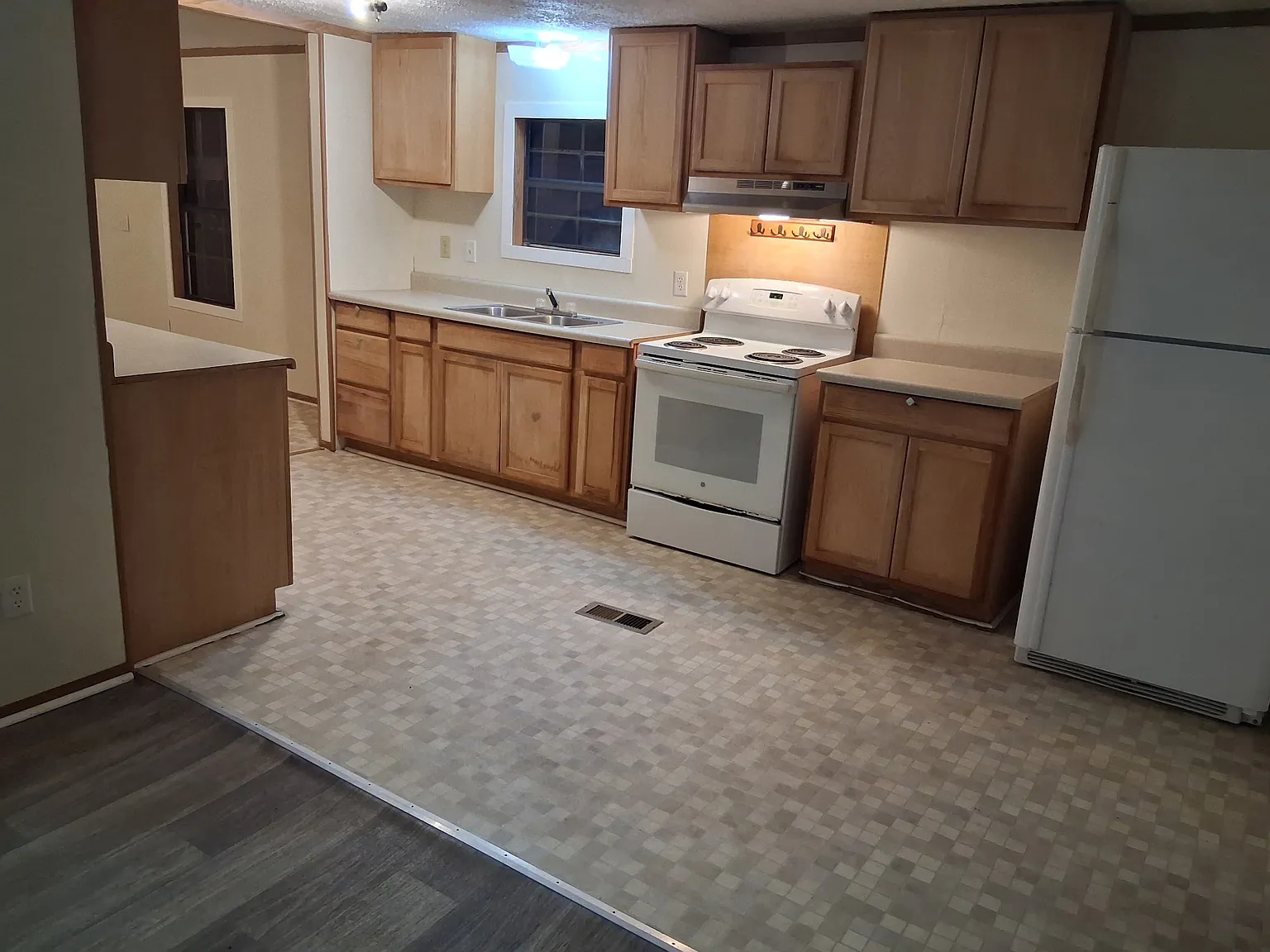 3 bed, $1,250 — Photo 4