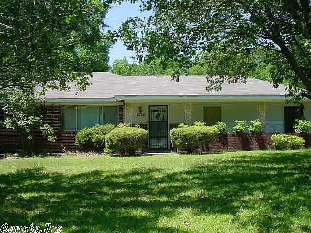 1st image of 1726 Dyer St