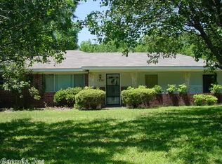 1726 Dyer St, Malvern, AR 72104