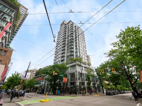 480 Robson St #801, Vancouver, BC V6B 1S1