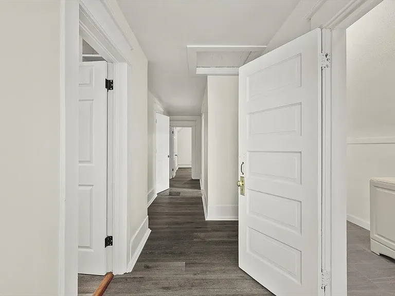 1516 S 5th St — Photo 12