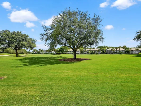 4553 Barclay Fair Way, Lake Worth, FL 33449