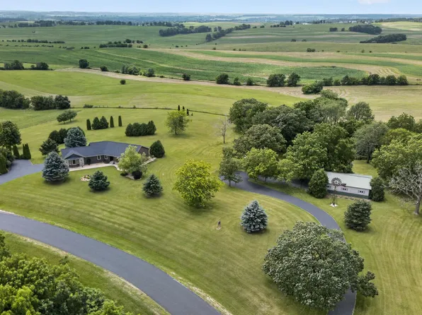 N7795 L11 Panorama, Belleville, WI 53508