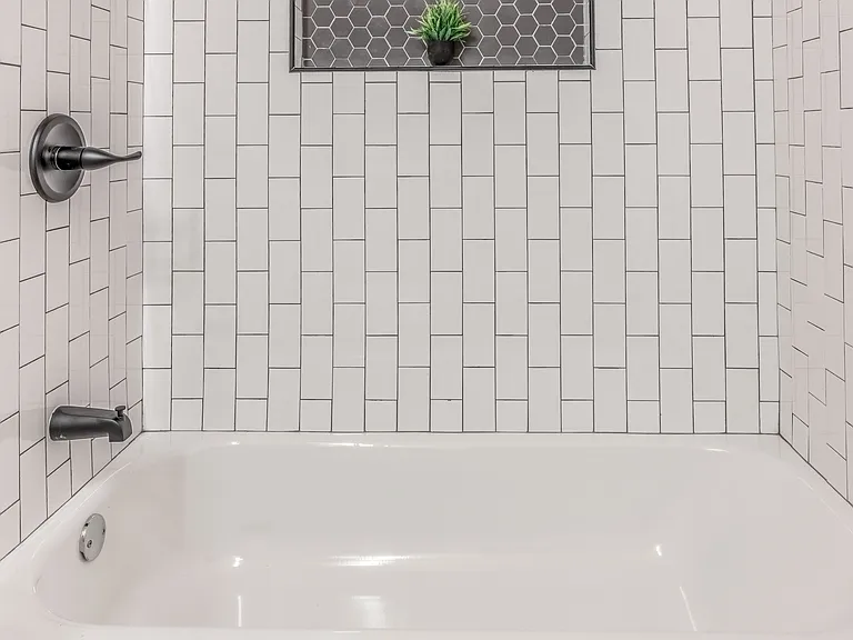 453 Folk Ave — Photo 4