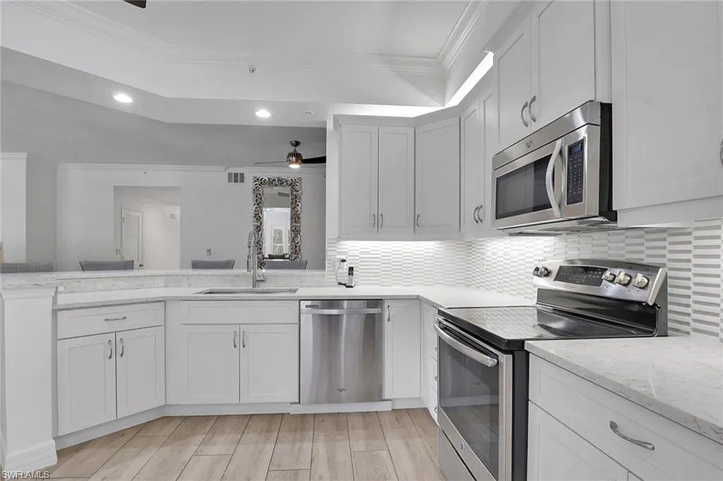 2 bed, 2.0 bath, 1511 sqft, $10,000 — Photo 3