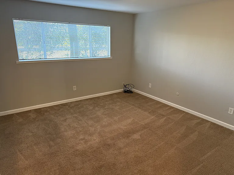 1851 Salem Ave — Photo 18