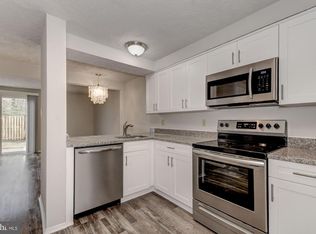 1510 Pin Oak Dr, Waldorf, MD
