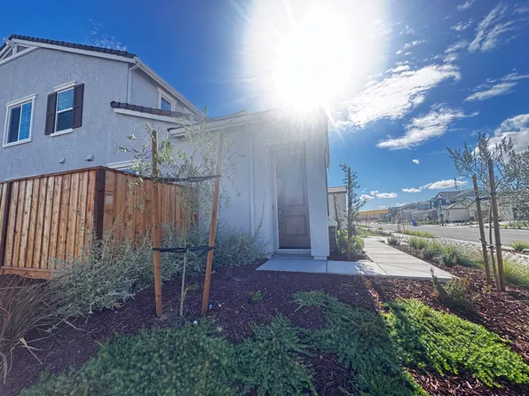 2737 Joshua St #1, Tracy, CA 95377