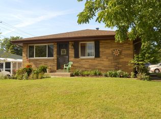 9138 W Cold Spring Rd, Greenfield, WI 53228