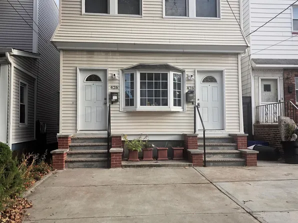 426 Fairmount Avenue image 1 of 14